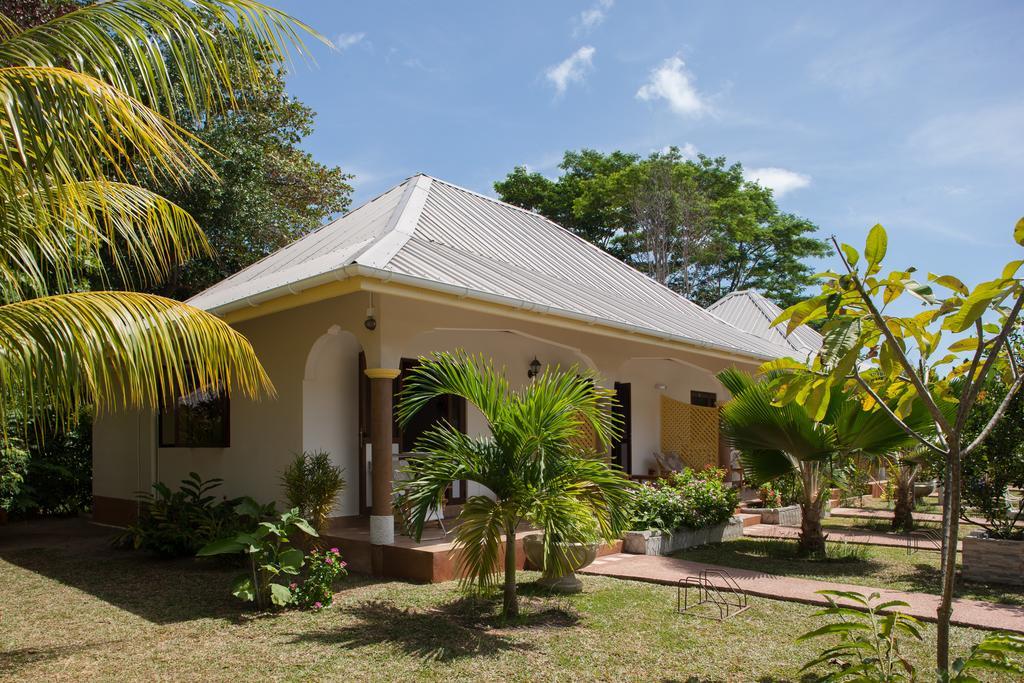 Etoile Labrine Guest House La Digue Dış mekan fotoğraf